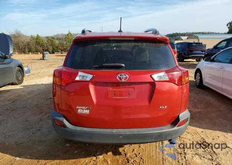 2015 Toyota Rav4 Xle z USA, uszkodzony, nr VIN 2T3WFREV5FW140874